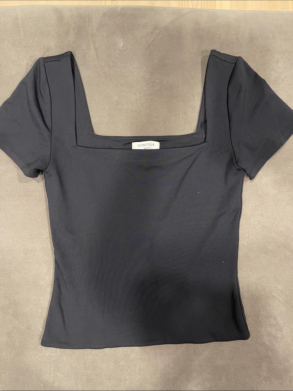 Aritzia Contour Black Square-Neck Short Sleeve Tee
